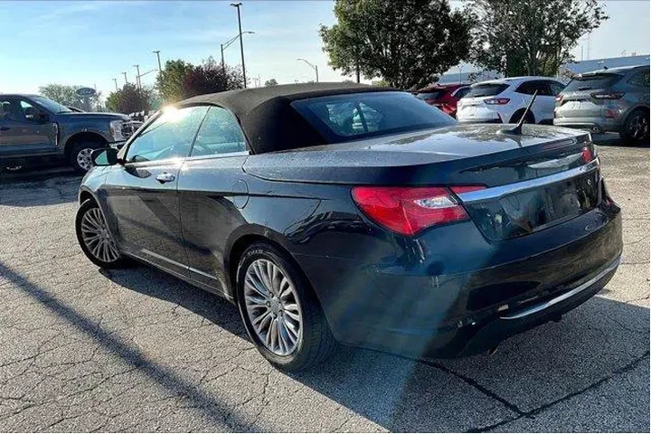 $8995 : Chrysler 200 2013 Limited 2d image 5