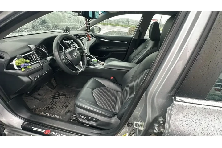 $14950 : Toyota Camry 2018 SE 4dr Sed image 3