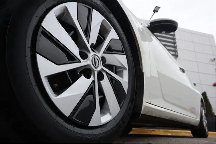 $20311 : Nissan Altima 2025 2.5 S 4dr image 9