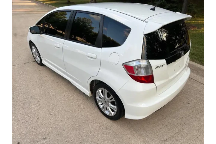 $6497 : 2010 Fit Sport image 5