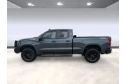 $28224 : Chevrolet Silverado 1500 202 thumbnail