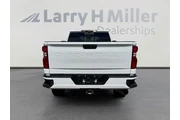 Chevrolet Silverado 2500HD 2 thumbnail