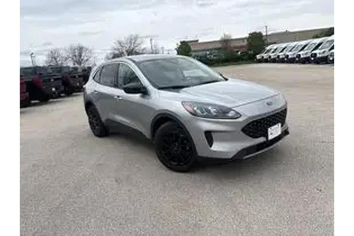$21995 : Ford Escape 2022 SE 4dr SUV image 2