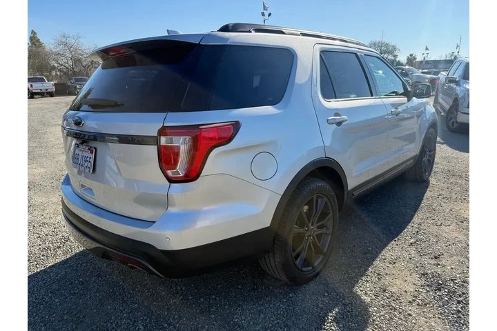 $15500 : Ford Explorer 2017 XLT 4dr S image 5