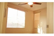 $950 : Lovely modern Spacious home thumbnail