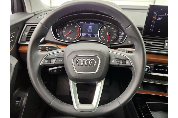 $28998 : Audi Q5 2023 AWD quattro S l image 10