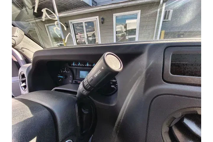 $38125 : Ford E-Series 2024 E-350 SD image 10