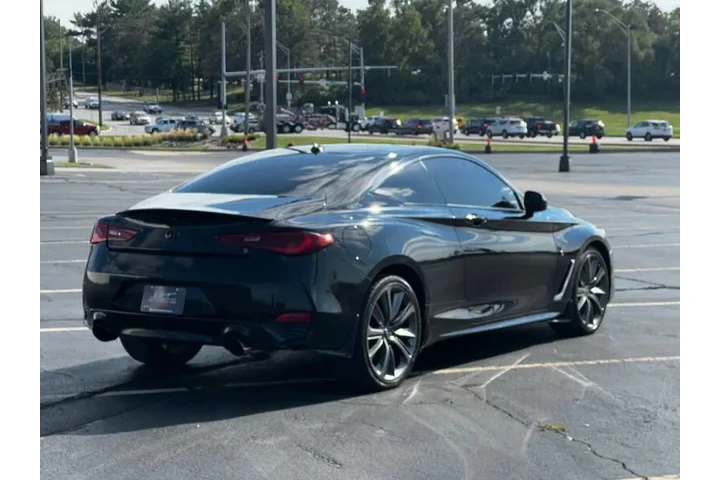 $26950 : 2018 Q60 Red Sport 400 image 6
