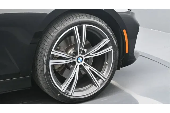 $39891 : BMW 3 Series 2024 330i 4dr S image 6