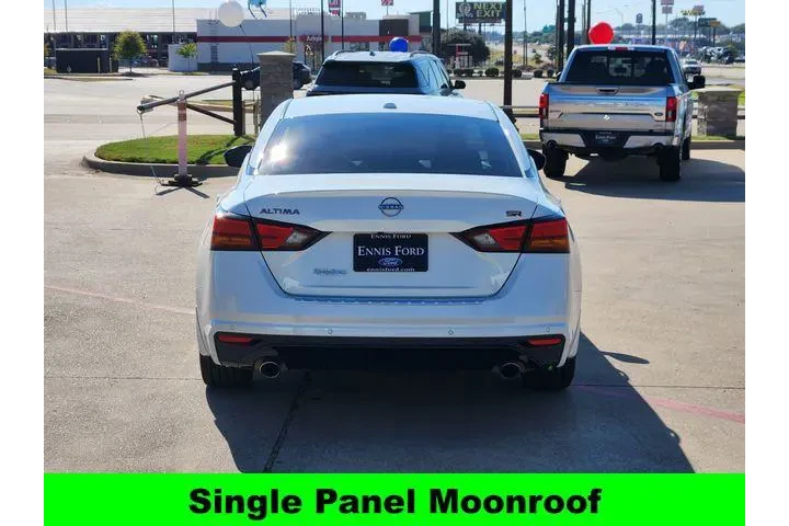 $21452 : Nissan Altima 2023 2.5 SR 4d image 5