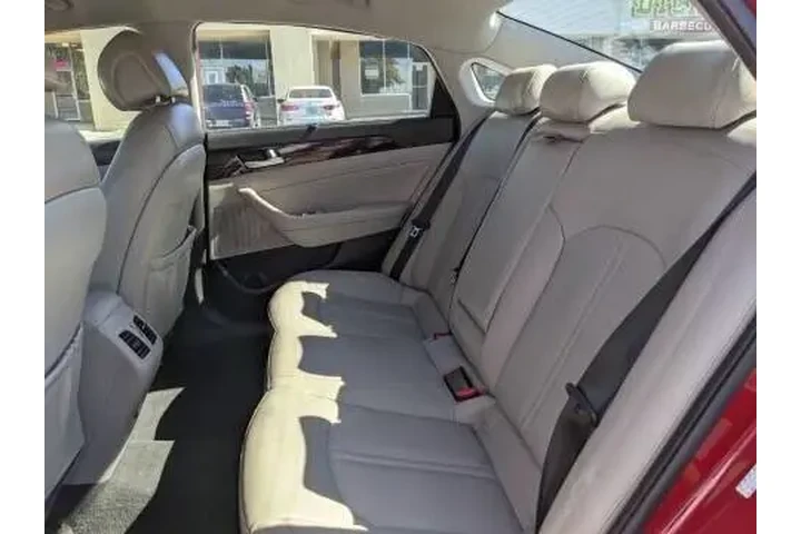 2016 Sonata Hybrid Limited image 9