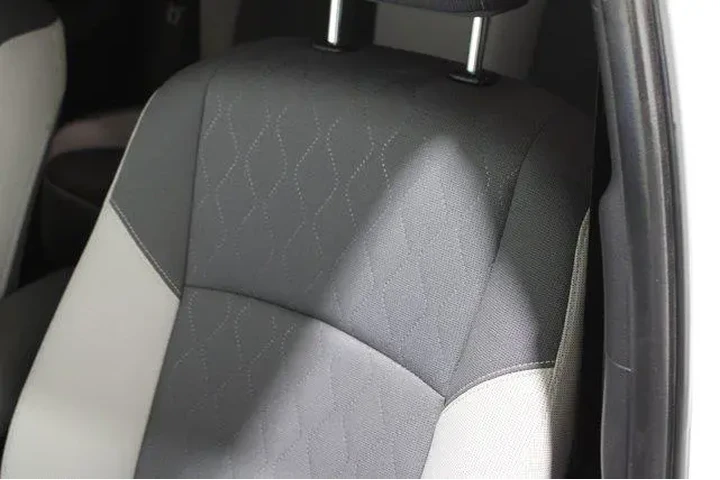 $21962 : Toyota Corolla 2024 LE 4dr S image 5