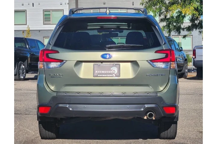 $18752 : 2020 Forester Limited image 8