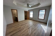 $1150 : 2 bed 2 baths Townhouse thumbnail