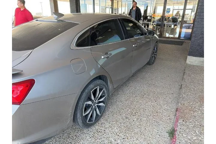 $19287 : Chevrolet Malibu 2024 RS 4dr image 5