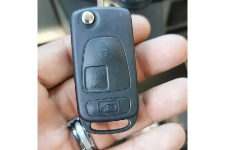 Affordable locksmith services image 2
