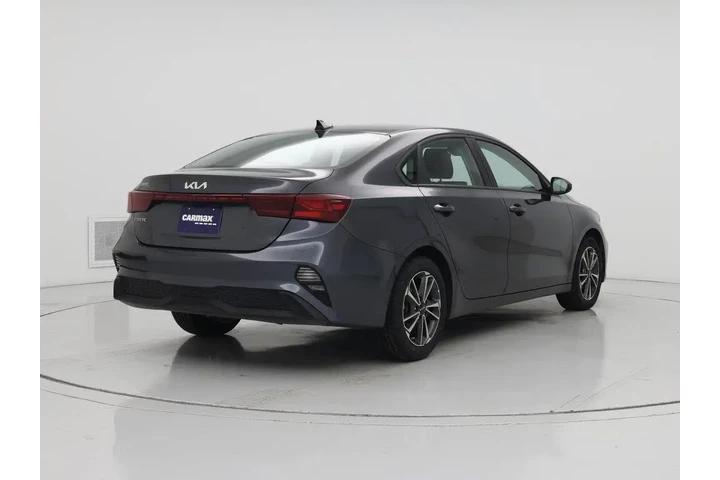 $16998 : Kia Forte 2024 LXS 4dr Sedan image 8