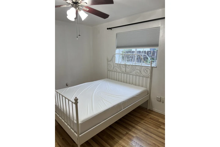 $950 : Renta de cuarto image 4