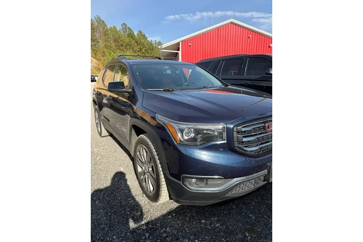 $17313 : GMC Acadia 2017 4x4 SLT-1 4d image 8