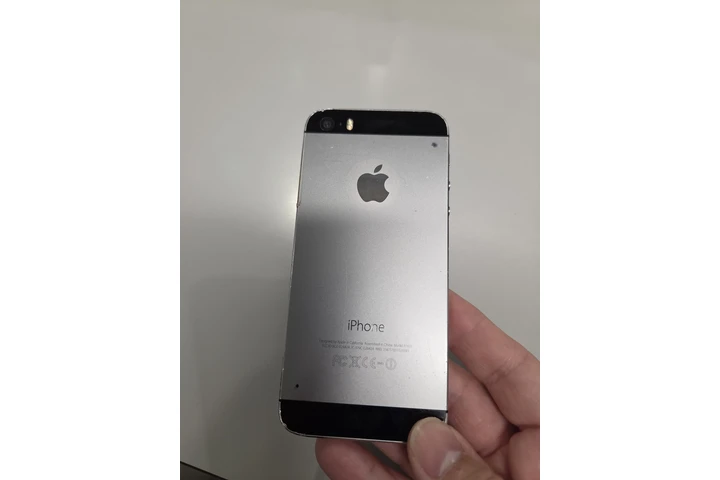 Apple iPhone 8 i iPhone 5 image 3