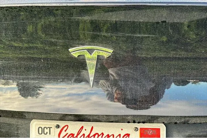 $28990 : Tesla Model Y 2023 AWD Long image 6