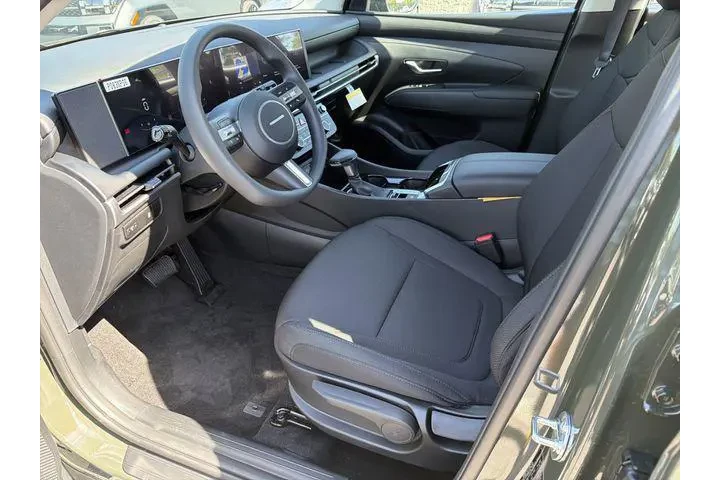 $28902 : Hyundai TUCSON 2026 SE 4dr S image 9