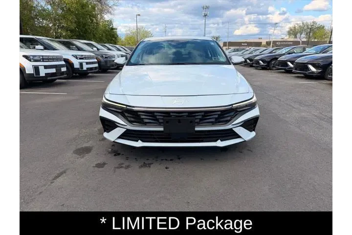 $23900 : Hyundai ELANTRA Hybrid 2024 image 8