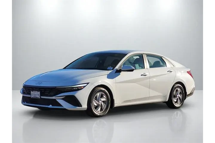 $20542 : Hyundai ELANTRA 2025 SE 4dr image 8