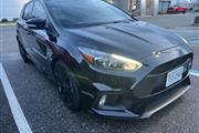 PRE-OWNED 2017 FORD FOCUS RS en Madison WV