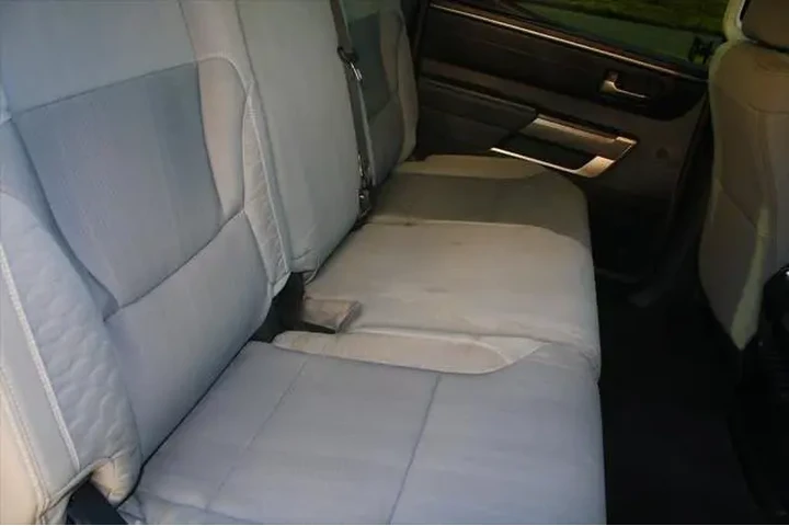 $38063 : Toyota Tundra 2022 4x2 SR5 4 image 7