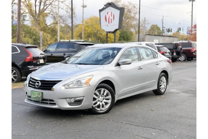 $6995 : 2015 Altima 2.5 S image 1