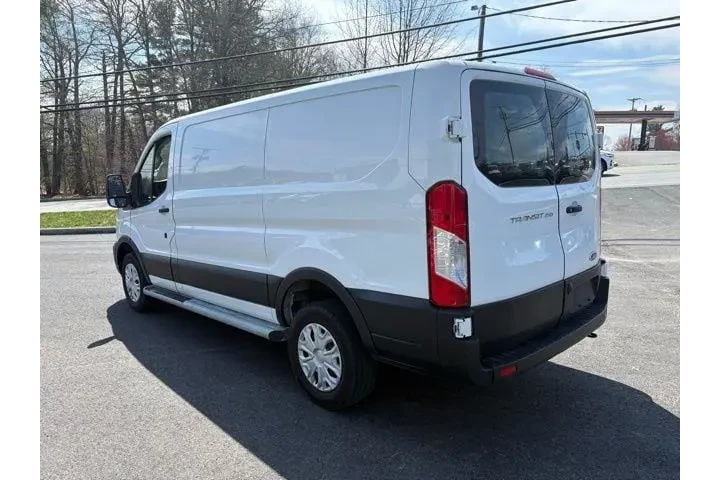 $32995 : Ford Transit 2024 250 3dr LW image 5