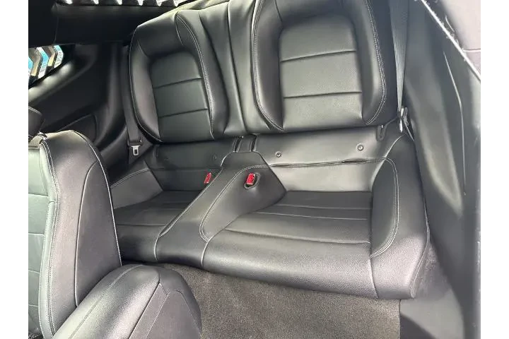 $15977 : Ford Mustang 2016 EcoBoost P image 7