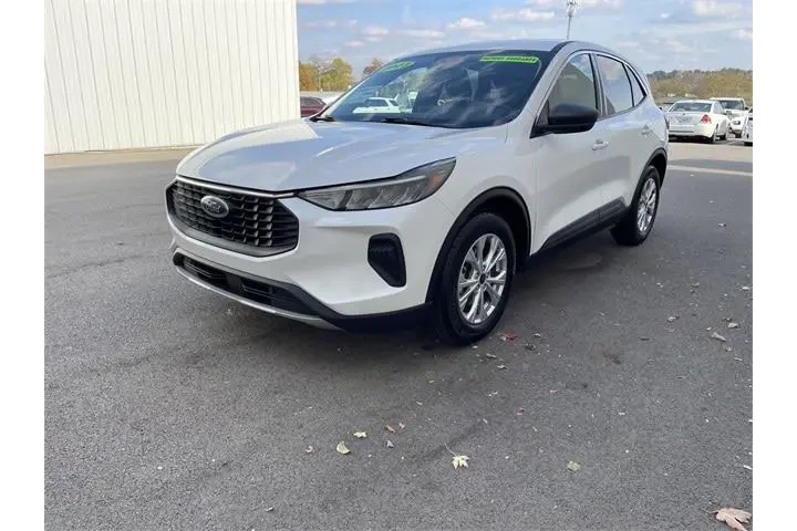 $21300 : Ford Escape 2023 Active 4dr image 4