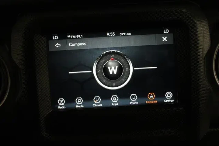 $32988 : Jeep Gladiator 2022 4x4 Will image 10