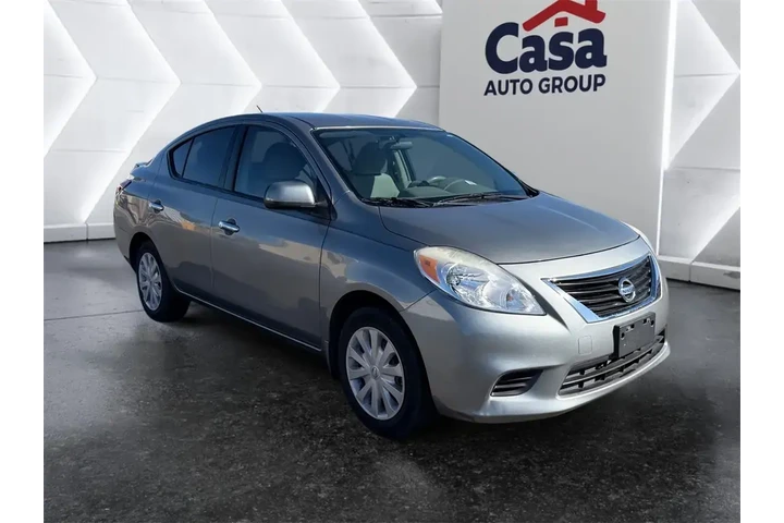 $10500 : Nissan Versa 2013 1.6 S 4dr image 1