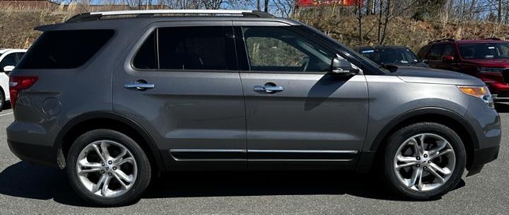 $18830 : PRE-OWNED 2013 FORD EXPLORER image 6
