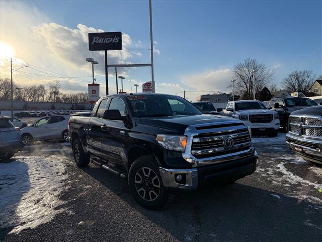 $14490 : 2017 Tundra image 1