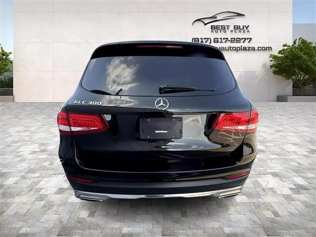 $12795 : 2018 MERCEDES-BENZ GLC GLC 30 image 6