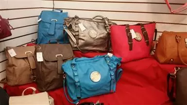 $8185103311 : BOLSOS A SOLO $13.99 image 3