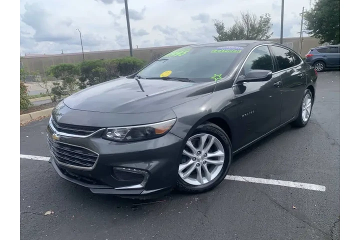 $11995 : 2017 Malibu LT image 2