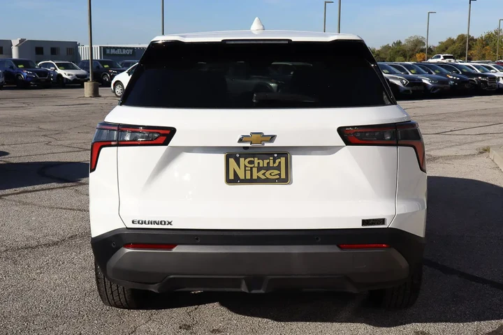 $23488 : 2025 Equinox FWD 4dr LT w/1LT image 5