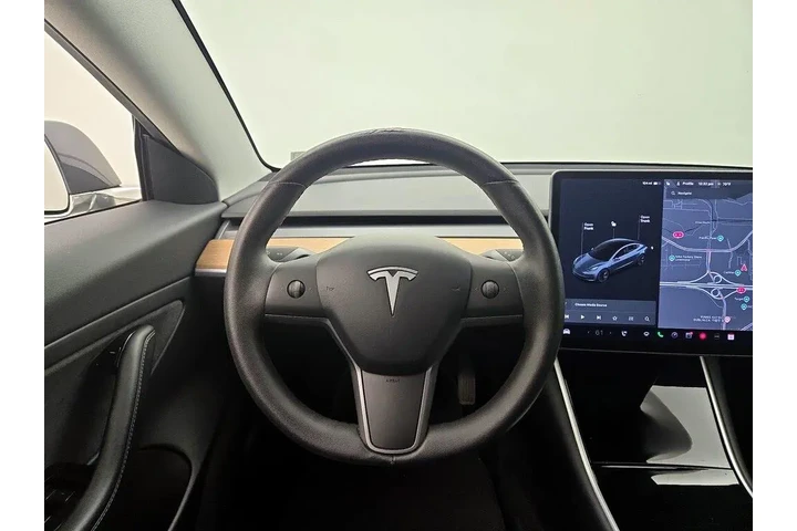 $23998 : Tesla Model 3 2020 AWD Stand image 10