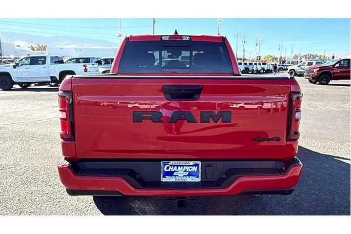 $39484 : Ram 1500 2025 4x4 Tradesman image 6