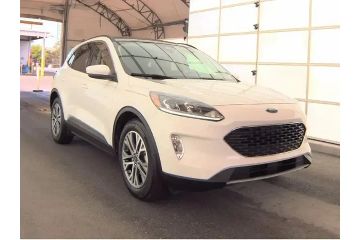 $17790 : Ford Escape 2022 SEL 4dr SUV image 4