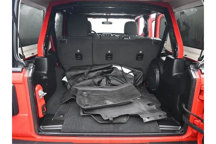 $30339 : Jeep Wrangler 2023 4x4 Sport image 6