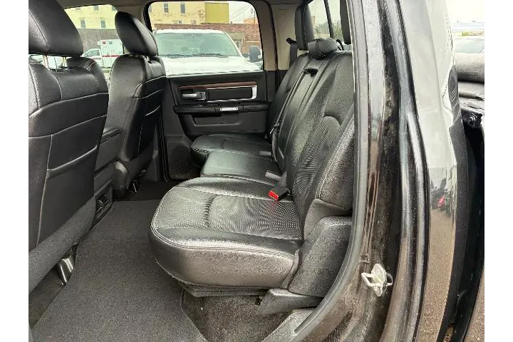 $23995 : Ram 1500 2015 4x4 Laramie 4d image 10