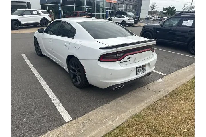 $16979 : Dodge Charger 2020 SXT 4dr S image 6