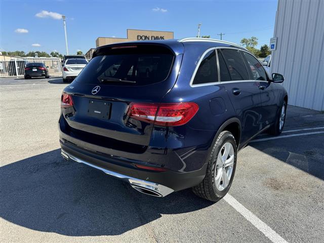 $16995 : 2017 MERCEDES-BENZ GLC GLC 30 image 7