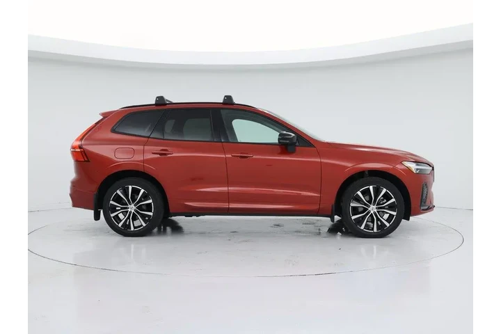 $38998 : Volvo XC60 2024 AWD B5 Plus image 7